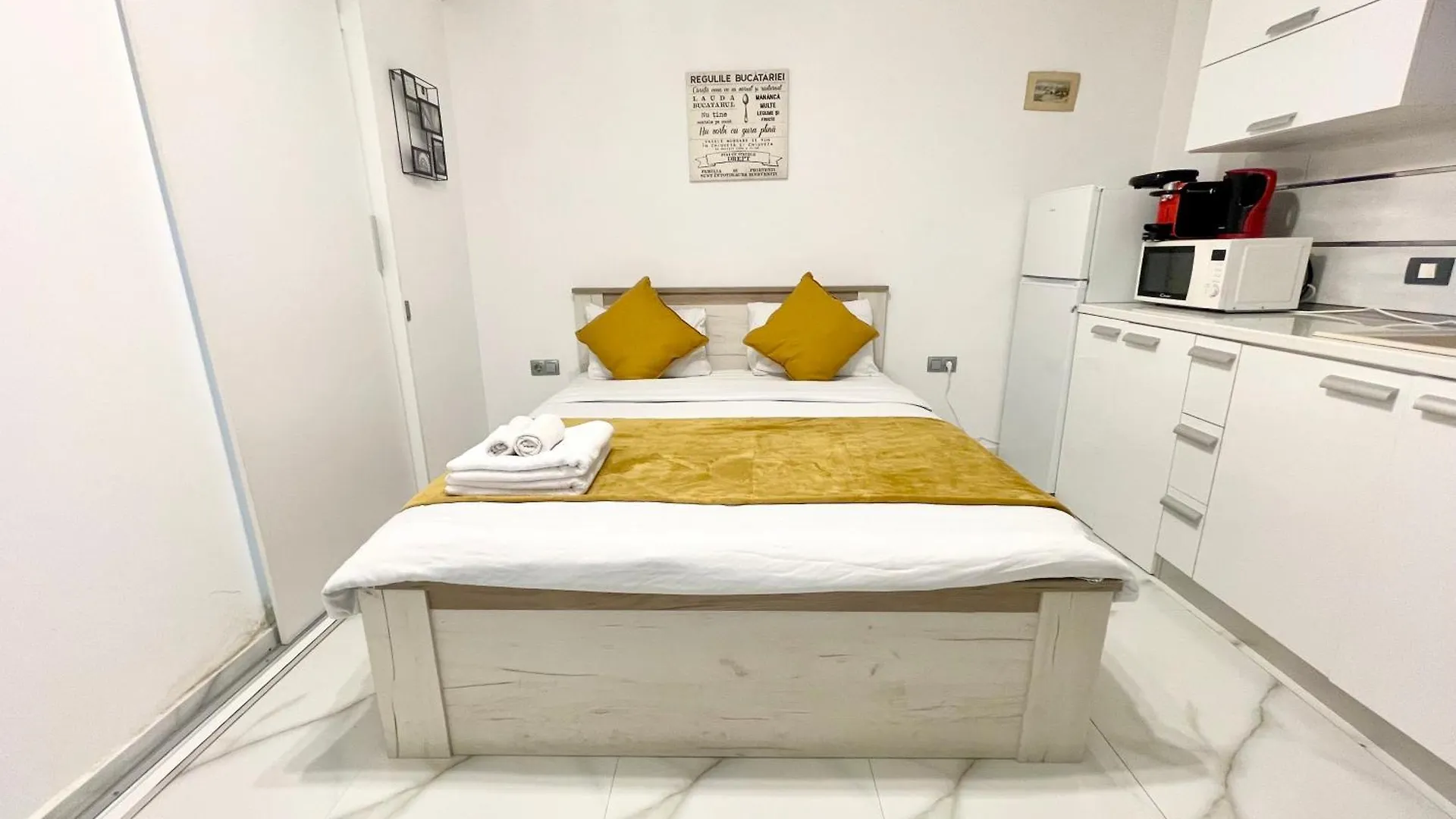 White 2 Apartment Bucureşti