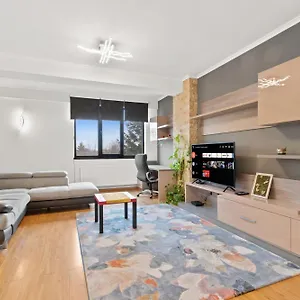 Apartament Baneasa Large And Cozy, Bucureşti